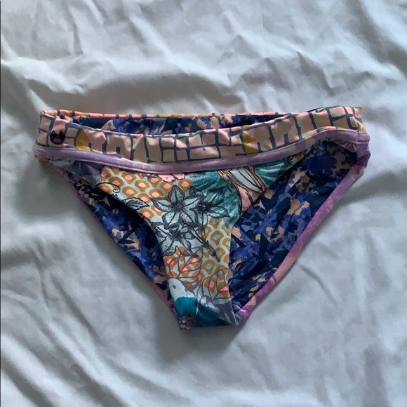 Maaji Big Girls bottoms - Picture 1 of 4